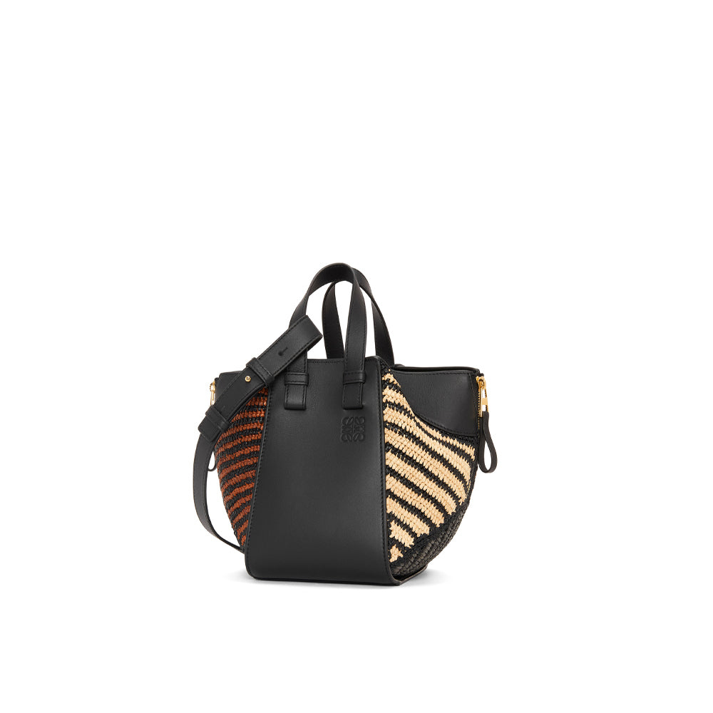 Loewe Compact Hammock bag in raffia and calfskin (Black/Natural)