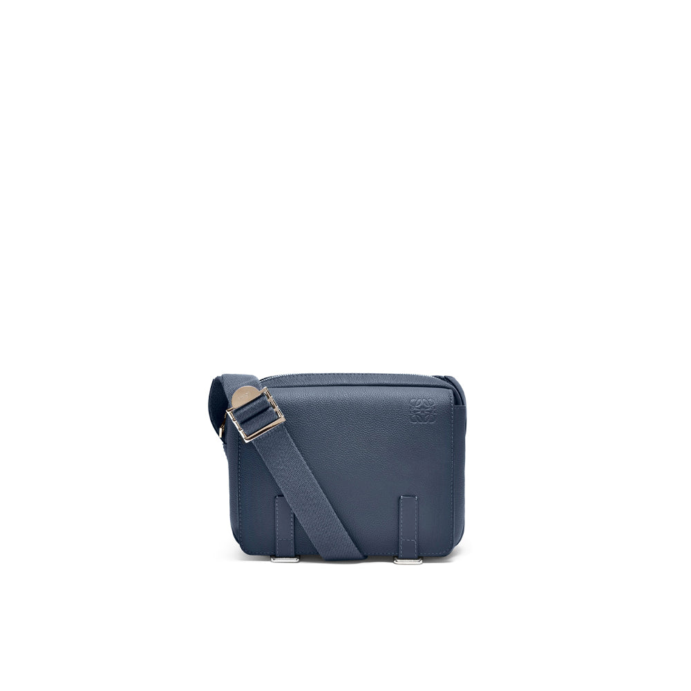 Loewe XS Military messenger bag in soft grained calfskin（Onyx Blue)