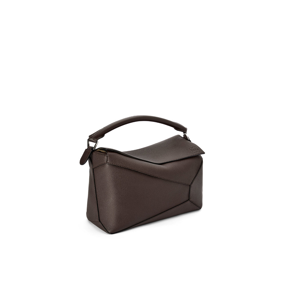 Loewe Large Puzzle bag in grained calfskin (Chocolate)