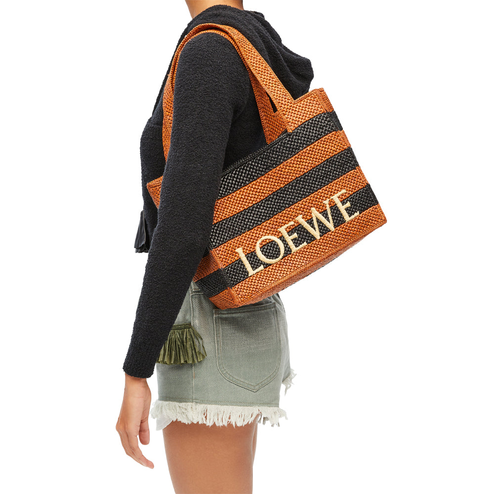 Loewe Medium LOEWE Font tote in raffia (Black/Honey Gold)