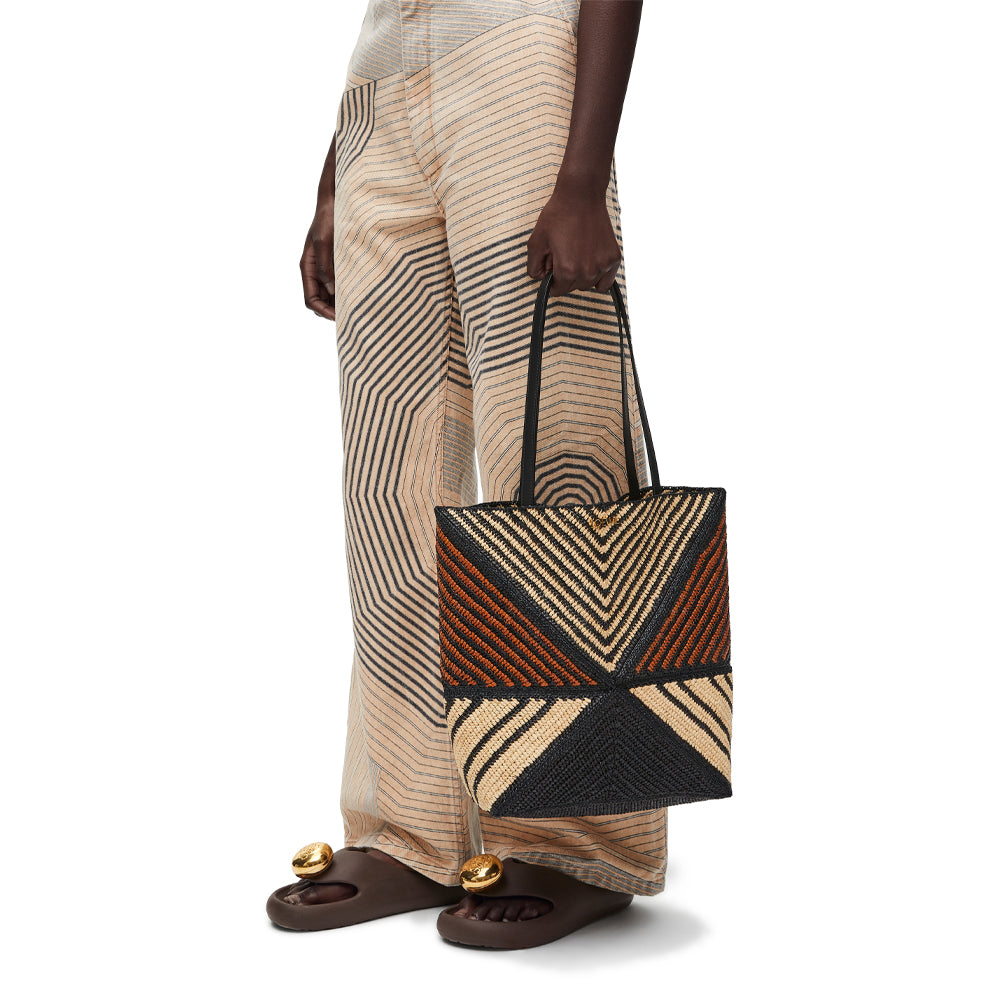 Loewe Puzzle Fold Tote in raffia (Natural/Honey Gold)