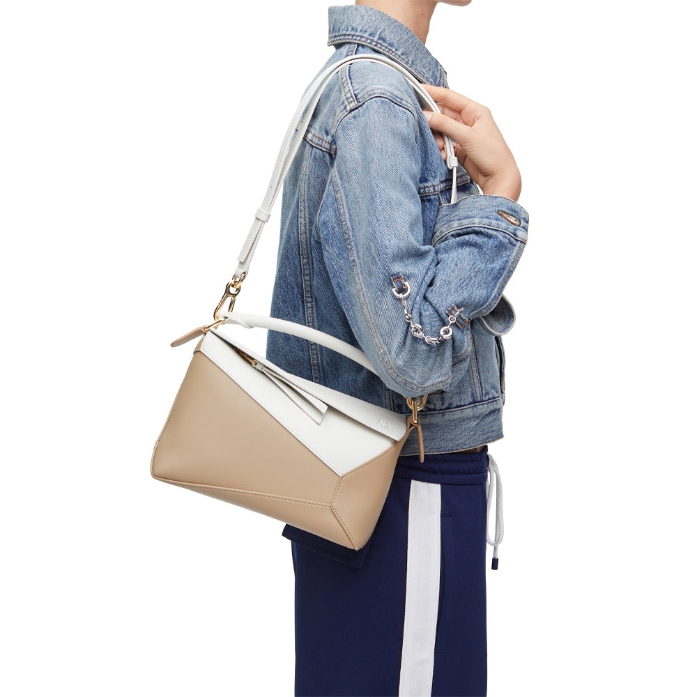 Loewe Small Puzzle bag in classic calfskin (Soft White/Paper Craft)