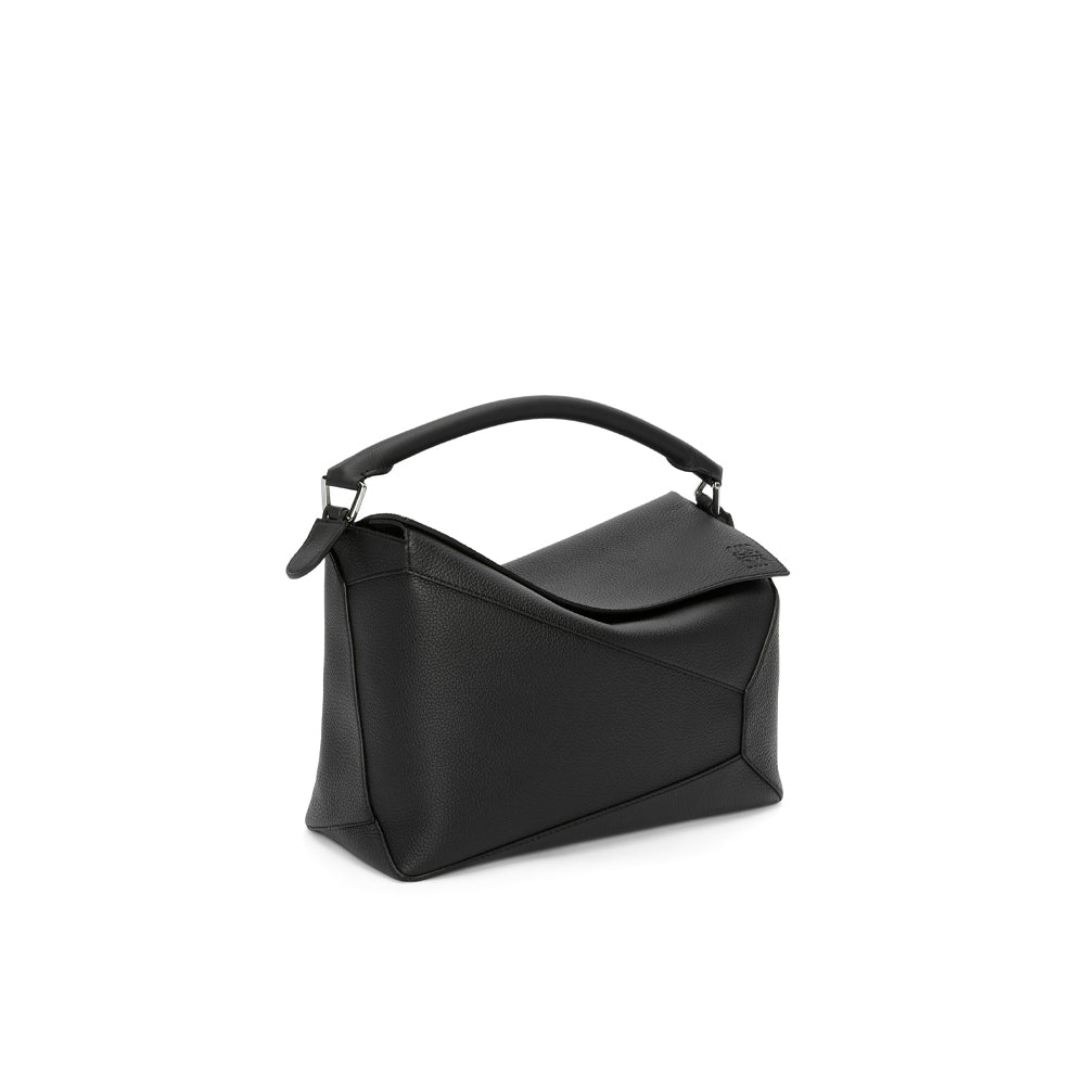 Loewe Large Puzzle bag in grained calfskin (Black)