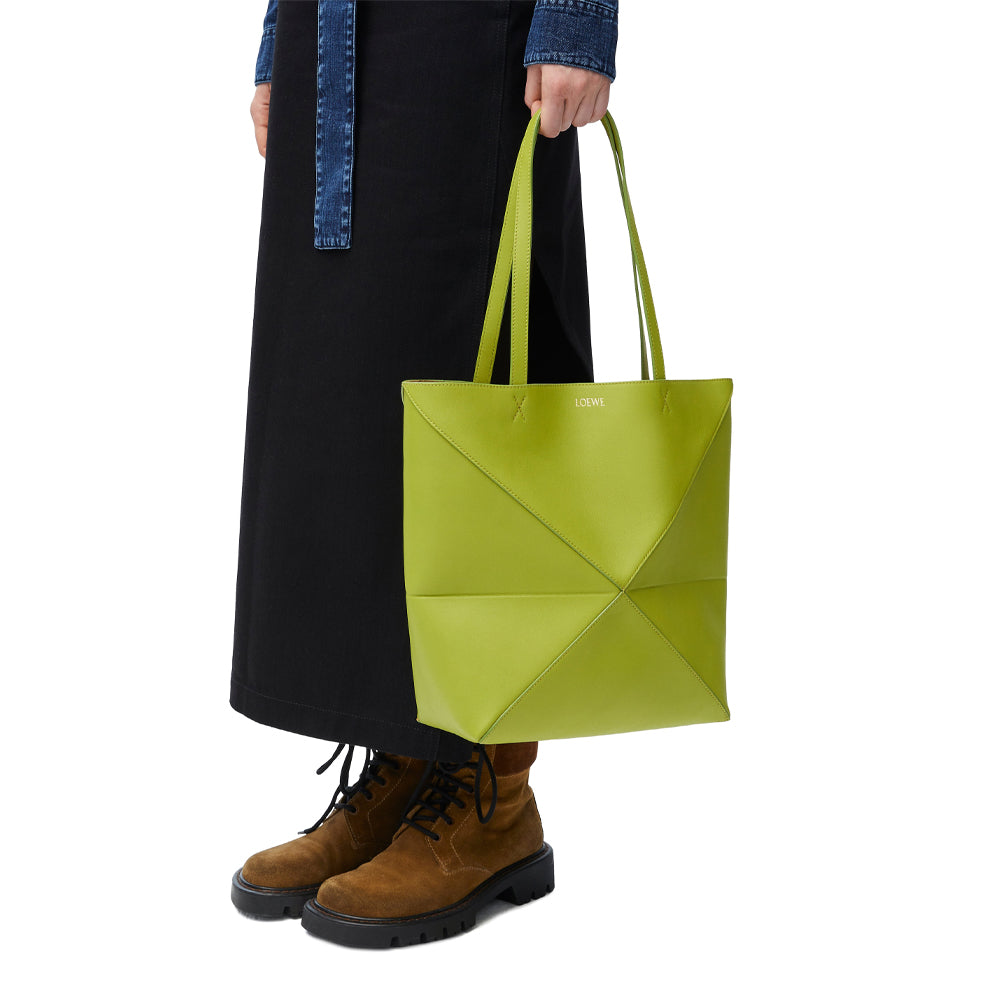 Loewe Medium Puzzle Fold tote in shiny calfskin (Meadow Green)