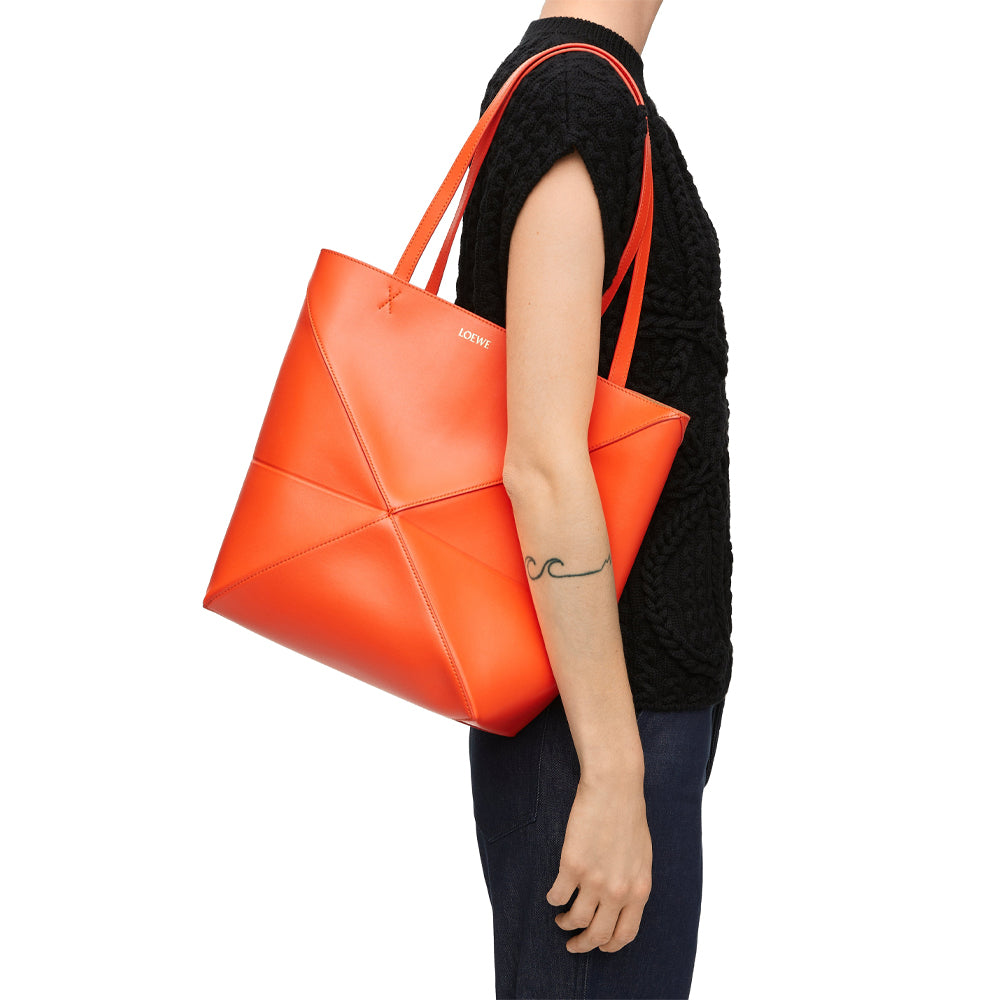 Loewe Medium Puzzle Fold tote in shiny calfskin (Vivid Orange)