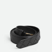 Bottega Veneta Long Watch Belt，修長設計，搭配高品質皮革彰顯優雅氣質。