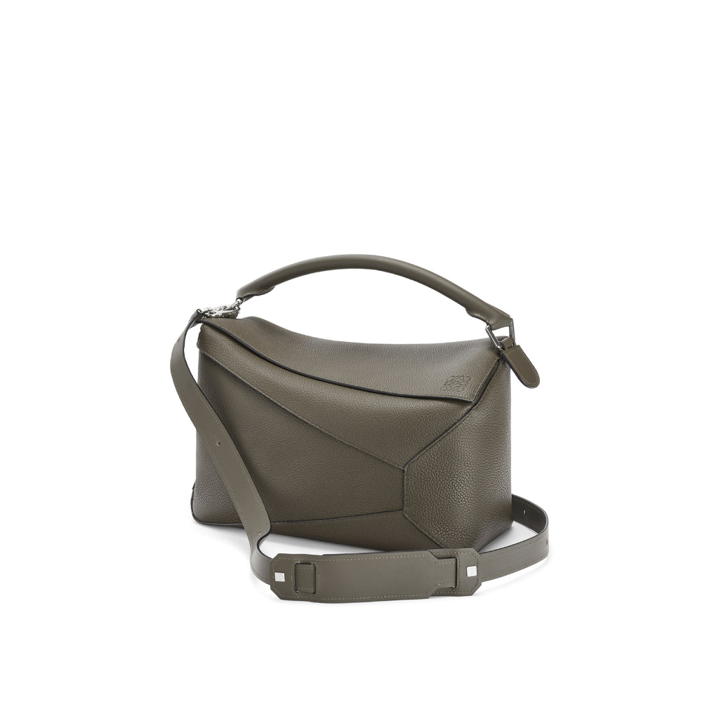 Loewe Large Puzzle bag in grained calfskin (Dark Khaki Green)