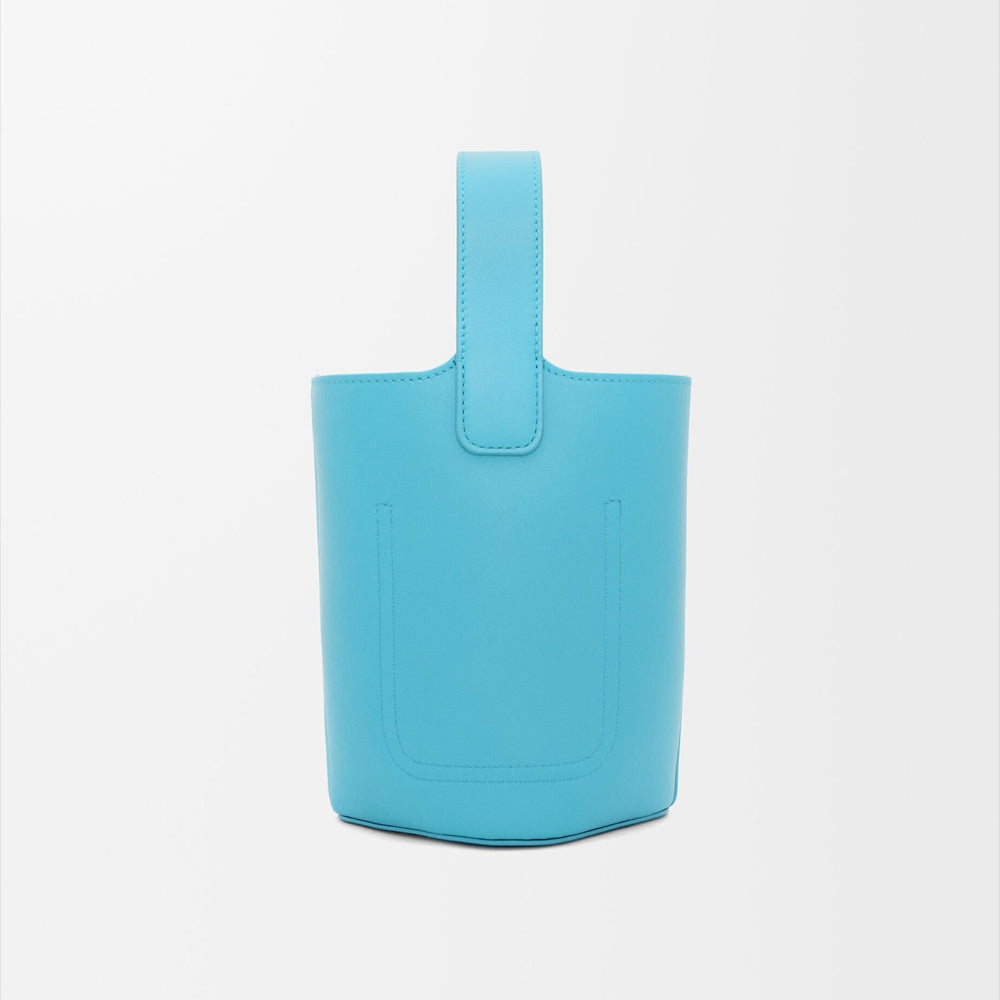 Loewe Mini Pebble bucket in smooth calfskin (Sky Blue)